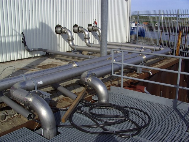 These pipes draw in between 26,000–190,000 gallons of seawater from the harbor every hour. CREDIT: DEERNS International