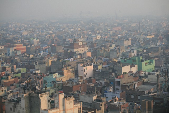 View of southern Delhi, 2011. CREDIT: FLICKR/JEAN-ETIENNE MINH-DUY POIRRIER