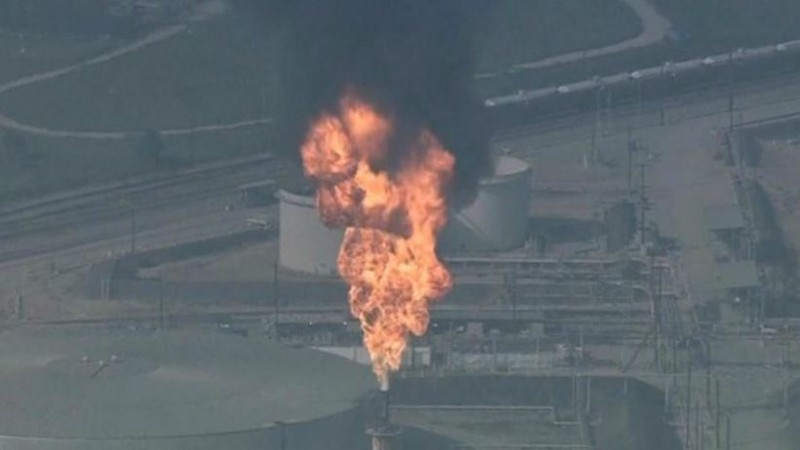 A fire rages from an explosion at the ExxonMobil refinery in Torrance, Calif. The explosion reportedly occurred near a fluid catalytic cracking unit. CREDIT: POSTTV/SCREENSHOT