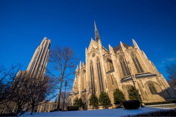 The Cathedral of Learning and Heinz Chapel on Pitt’s main campus. CREDIT: SHUTTERSTOCK/F11PHOTO