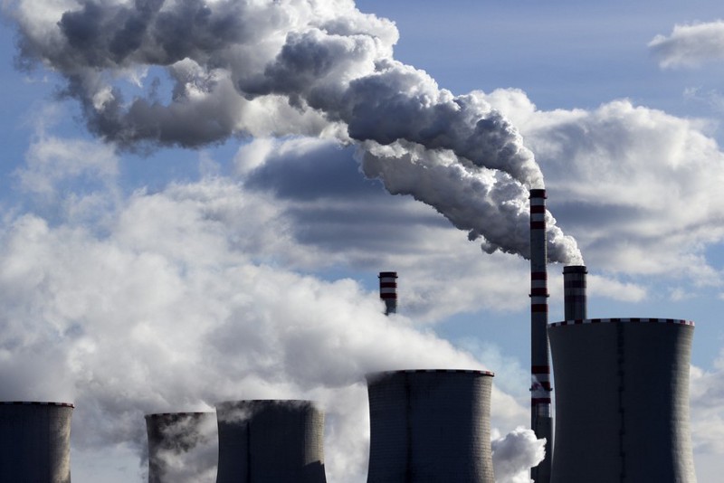 Coal emissions would be regulated under the EPA’s Clean Power Plan, which coal-producing states are challenging in federal court. CREDIT: SHUTTERSTOCK