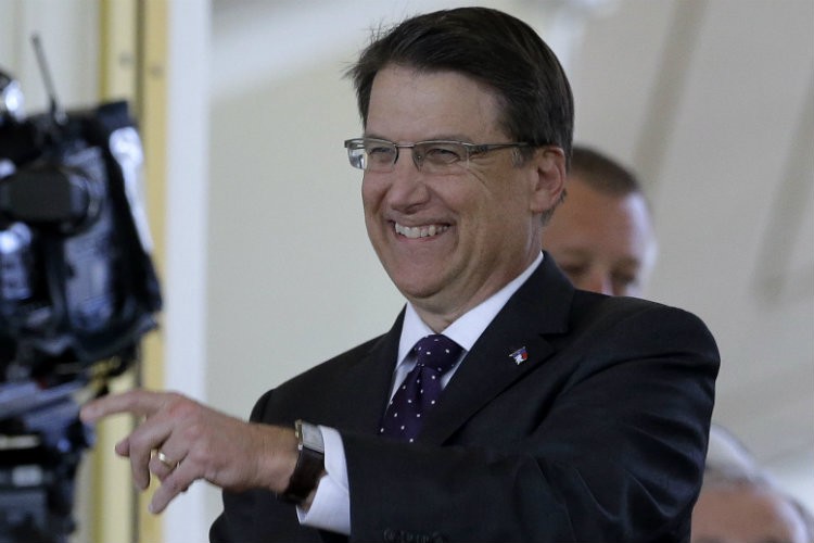 CREDIT: AP PHOTO/GERRY BROOME