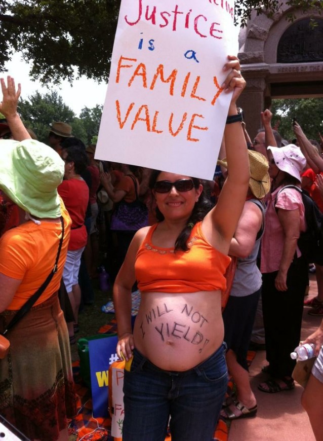 Farah Diaz-Tello during her pregnancy CREDIT: http://pregnantparentingprochoice.tumblr.com/