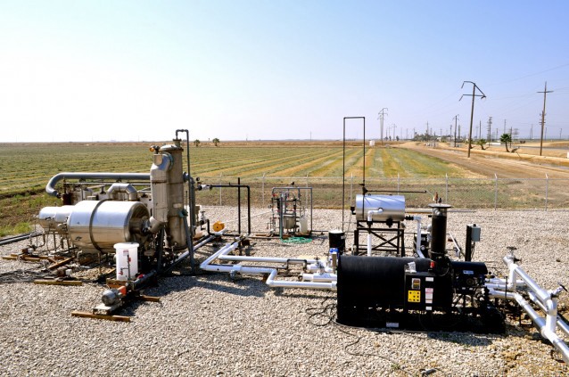 The Aqua4 technology at WaterFX’s demonstration solar desalination plant in California’s Panoche Water and Drainage District. CREDIT: Courtesy of WaterFX
