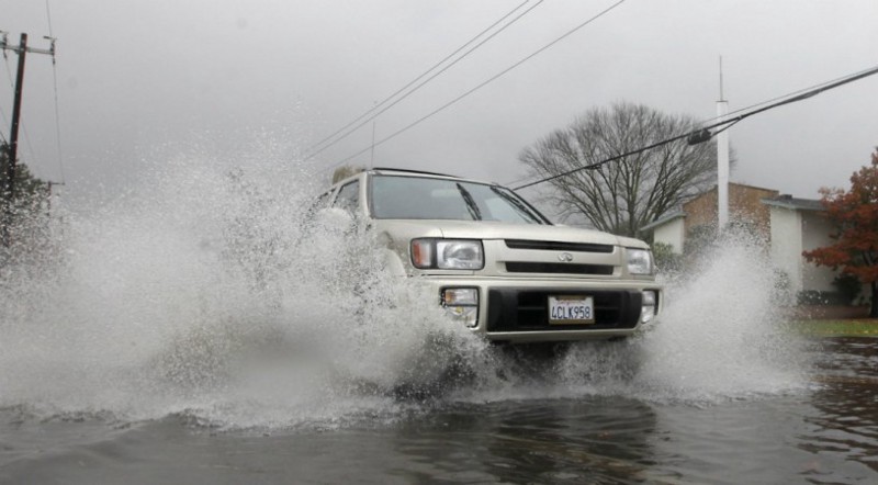 November 2012 flood in Sacramento, CA CREDIT: AP Photo/Rich Pedroncelli