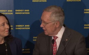 Sen. Reid thanks Sen. Cantwell at the bill’s press conference. CREDIT: Screenshot