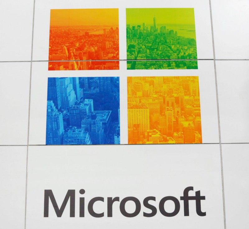 CREDIT: AP PHOTO/MARK LENNIHAN