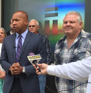 Beniah Dandridge, right, is released from death row after 20 years behind bars. CREDIT: Associated Press/Kim Chandler