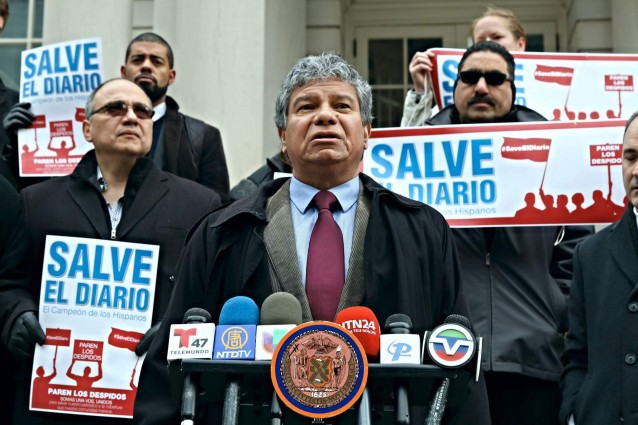 Manuel Avendaño (center) at a press conference in New York City on the issue of supporting ethnic media. CREDIT: Gustavo Martinez