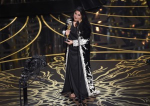 Sharmeen Obaid-Chinoy accepts the award for best documentary short subject for A Girl in the River: The Price of Forgiveness at the Oscars on Sunday, Feb. 28, 2016, at the Dolby Theatre in Los Angeles. CREDIT: Chris Pizzello/Invision/AP
