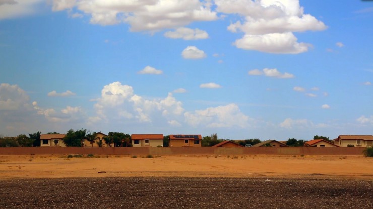 Sprawl in Arizona. CREDIT: Andrew Satter