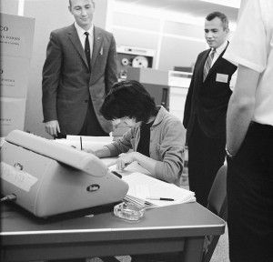 Helen Ling working on Mariner 2, 1962- CREDIT: Courtesy NASA/JPL-Caltech