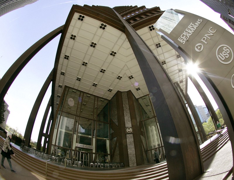 The U.S. Steel Building in Pittsburgh saves more than a million dollars a year after retrofitting for better efficiency. CREDIT: AP PHOTO/KEITH SRAKOCIC