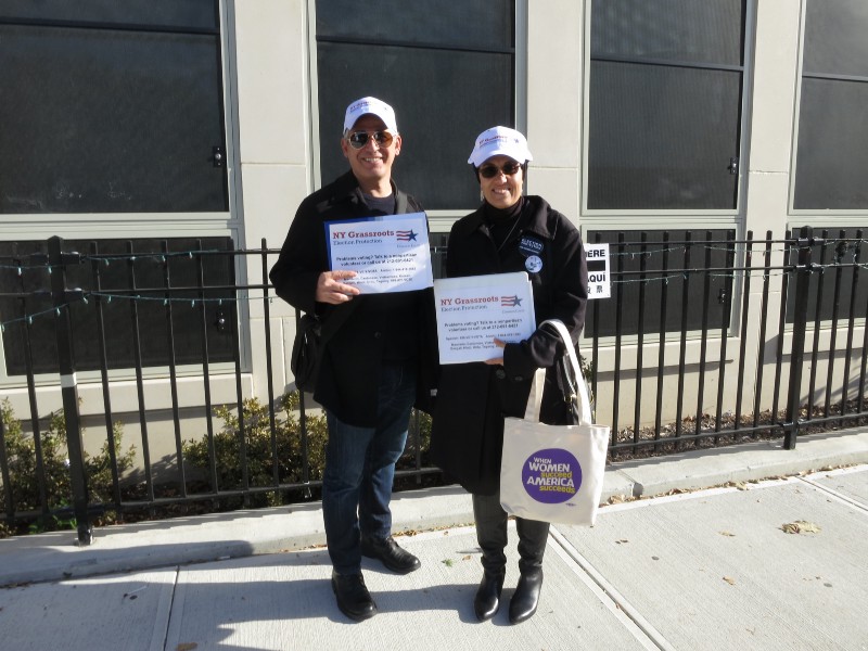 Debbie Almontaser (right) and another Common Cause volunteer. CREDIT: Bryce Covert