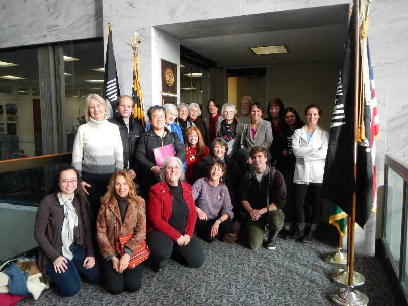 Maryland constiuents pose outside of Sen. Ben Cardin’s (D-MD) D.C. office on Monday, January 9, 2016. CREDIT: Natasha Geiling