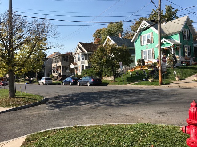 The neighborhood outside Dr. Weeks Elementary. CREDIT: Casey Quinlan
