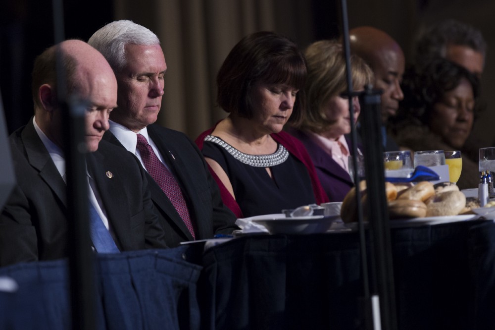 CREDIT : AP/Evan Vucci