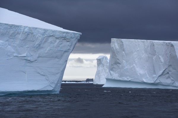 Rising temperatures are melting Antarctica. CREDIT: Anne Christianson