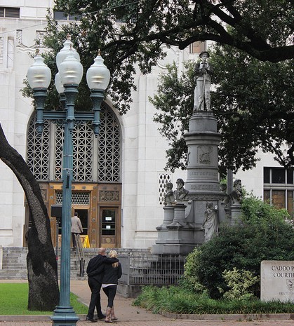 Caddo Parish Courthouse’s Confederate memorial. CREDIT: Flickr/ShreveportBossier