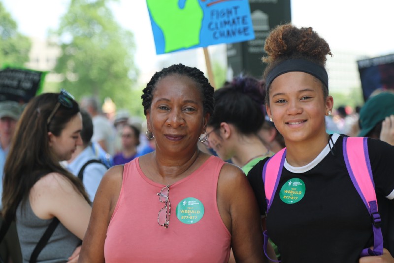 Anna Easley (left) with her granddaughter Chloe Wilson (right). CREDIT: Nexus Media