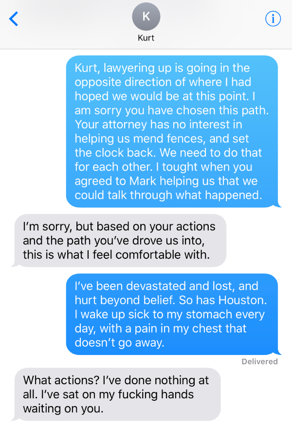 Texts provided to ThinkProgress by Patricia Driscoll. Graphic by Adam Peck.