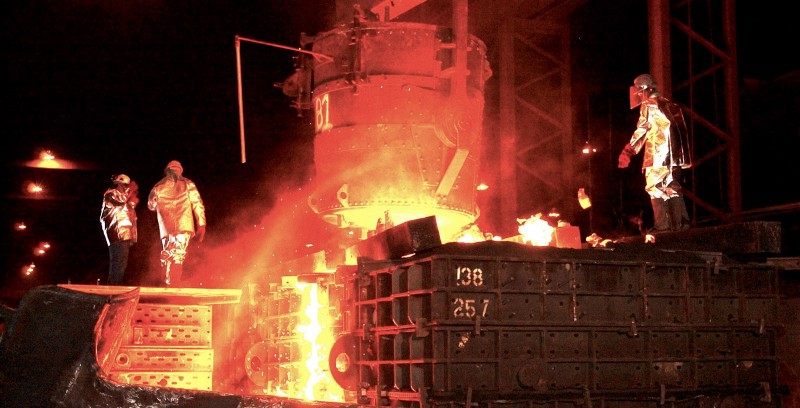 Steelworkers. CREDIT: Pixabay.