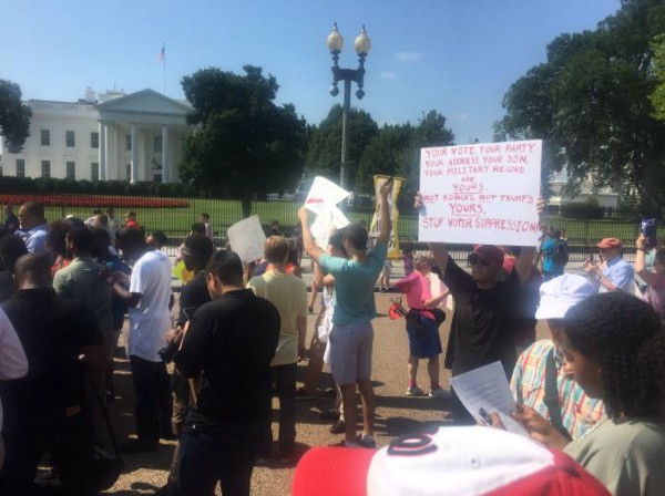 Scenes from the protest outside the White House. CREDIT: Kira Lerner