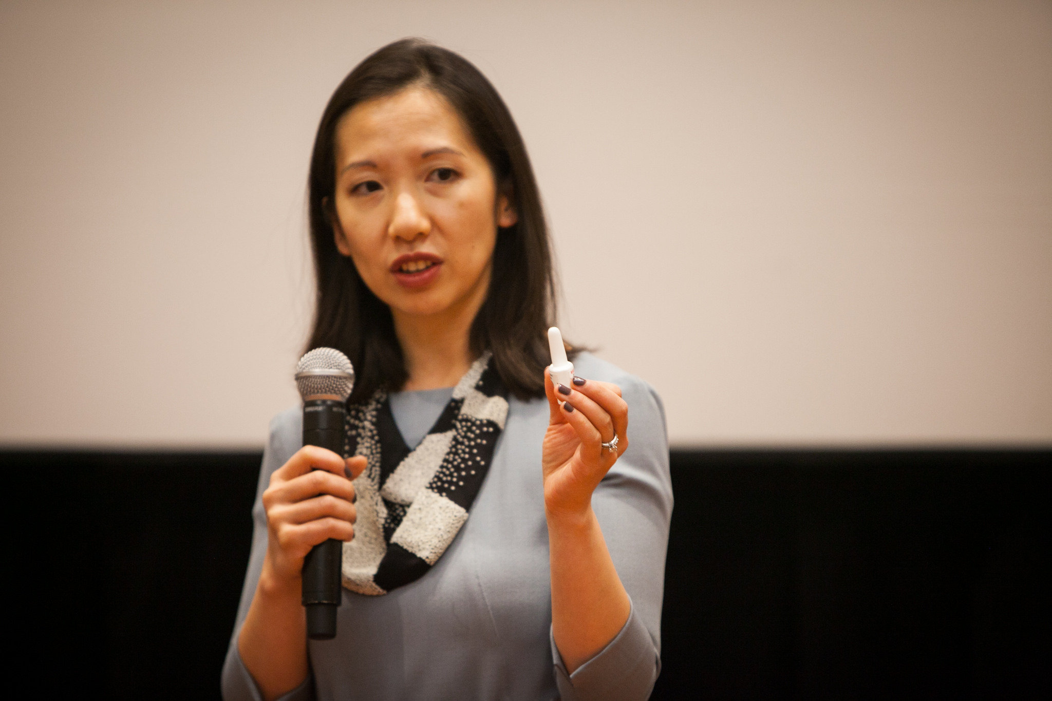 Dr. Leana Wen describing Naloxone, the opioid overdose reversal drug, at a public town hall.
Credit: National Press Foundation