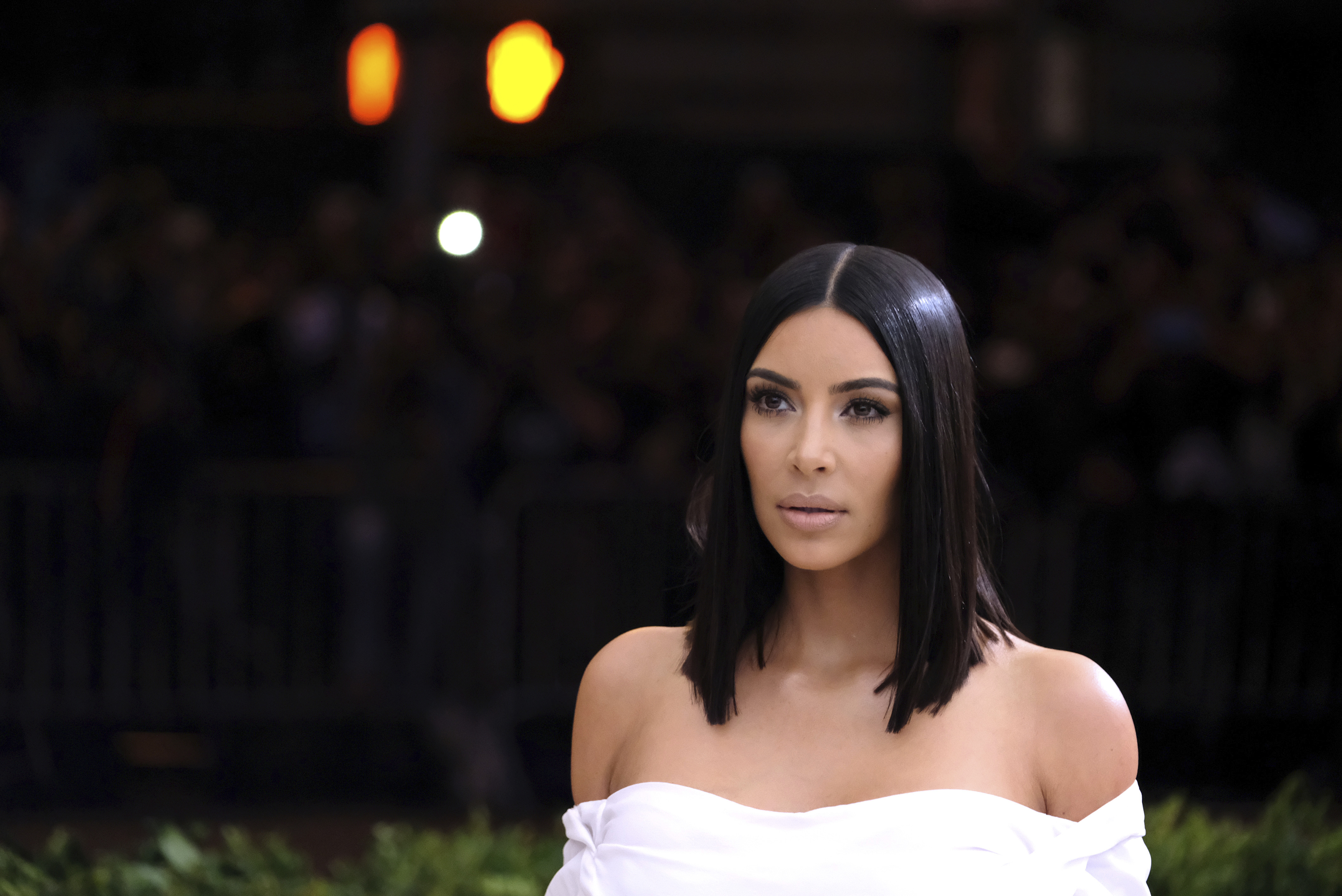 Kim Kardashian attends The Metropolitan Museum of Art's Costume Institute benefit gala celebrating the opening of the Rei Kawakubo/Comme des Garçons: Art of the In-Between exhibition on Monday, May 1, 2017, in New York. (Photo by Charles Sykes/Invision/AP)