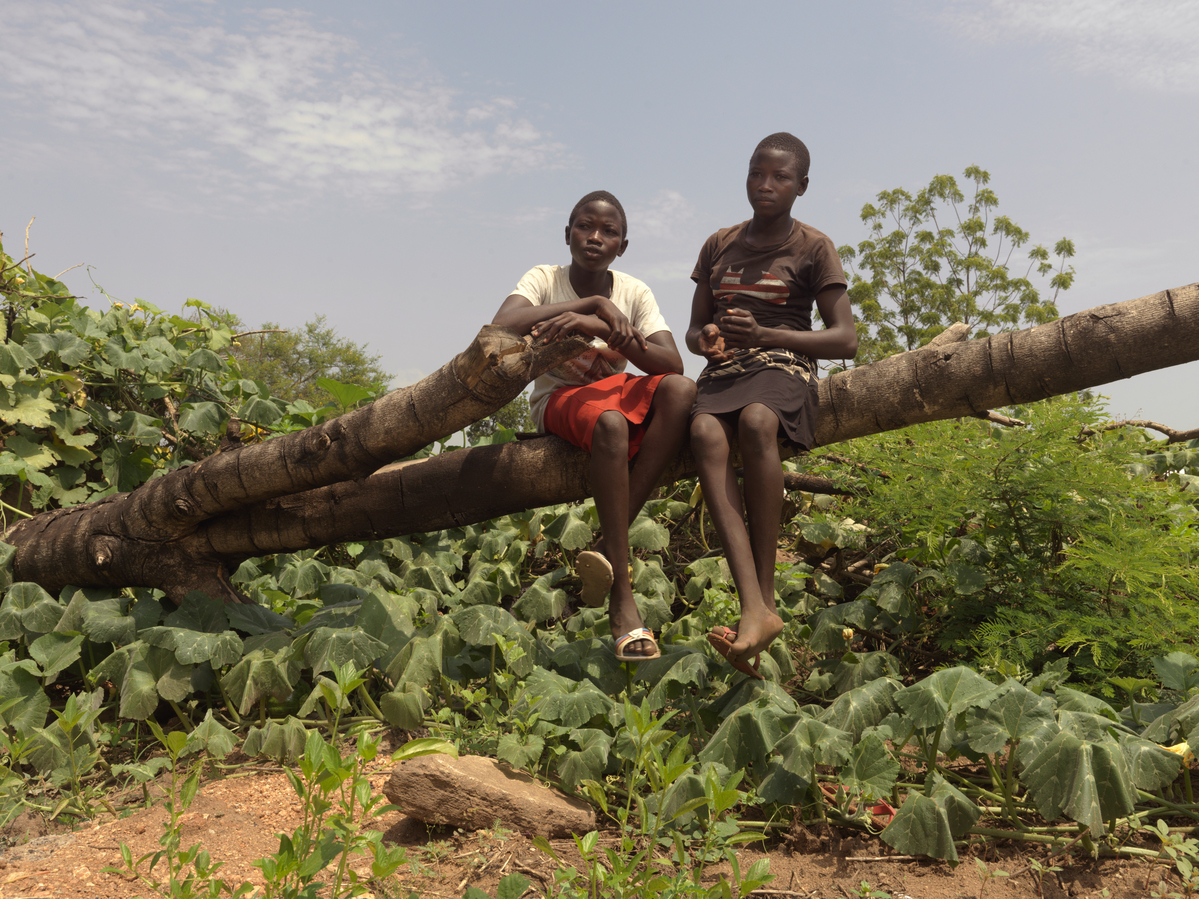 Unaccompanied minor Tabu Sunday with her twin sister Rena. CREDIT: UNHCR/Peter Caton