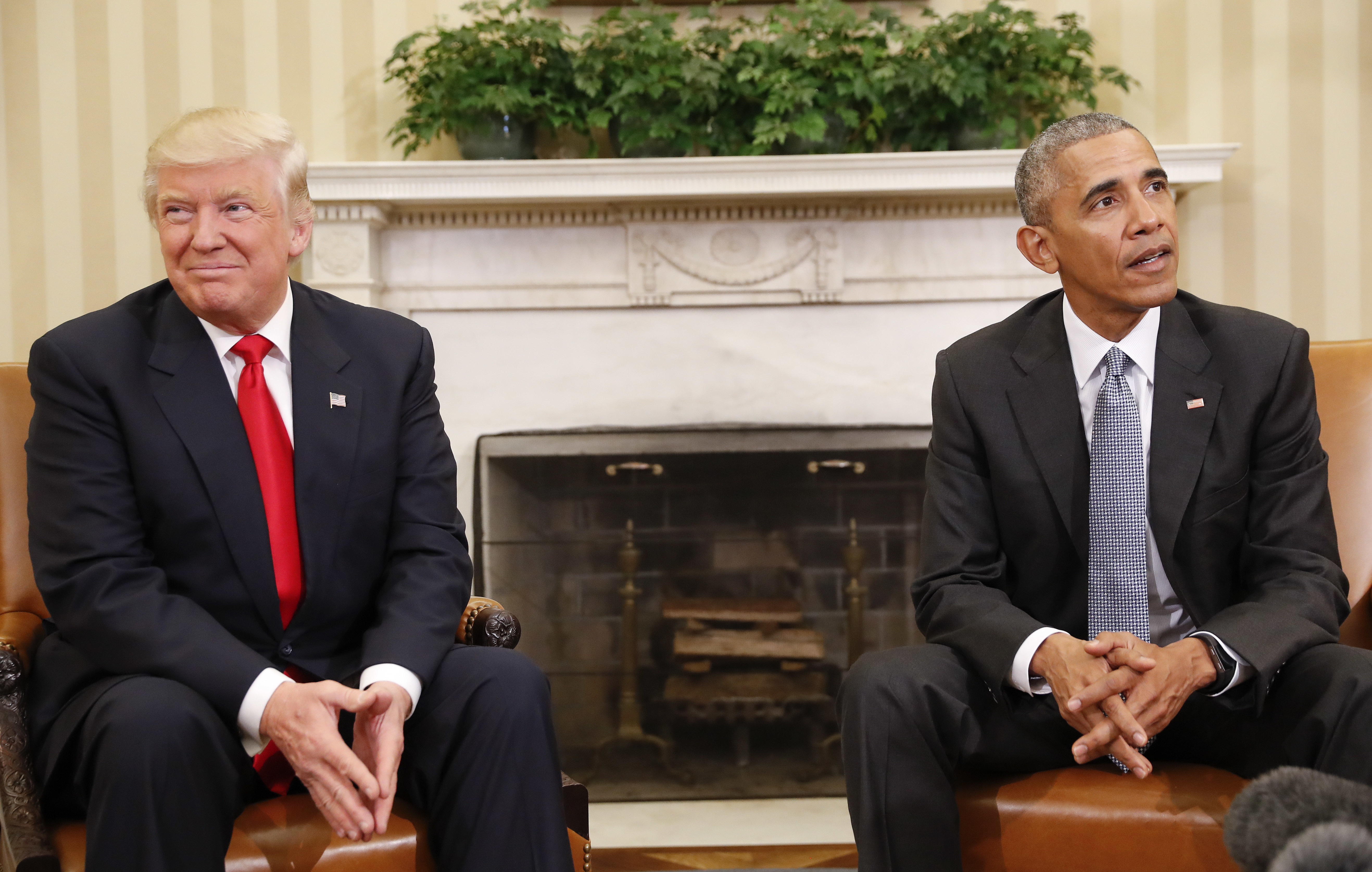 President Barack Obama meets with President-elect Donald Trump in the Oval Office of the White House in Washington, Thursday, Nov. 10, 2016. (AP Photo/Pablo Martinez Monsivais)
