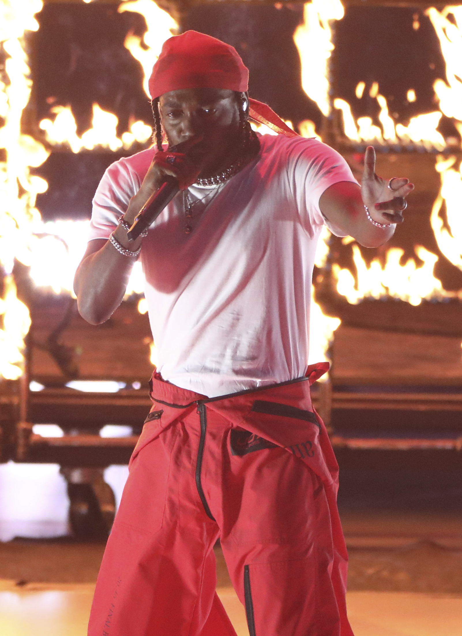 Kendrick Lamar performs a medley at the MTV Video Music Awards at The Forum on Sunday, Aug. 27, 2017, in Inglewood, Calif. CREDIT: Matt Sayles/Invision/AP