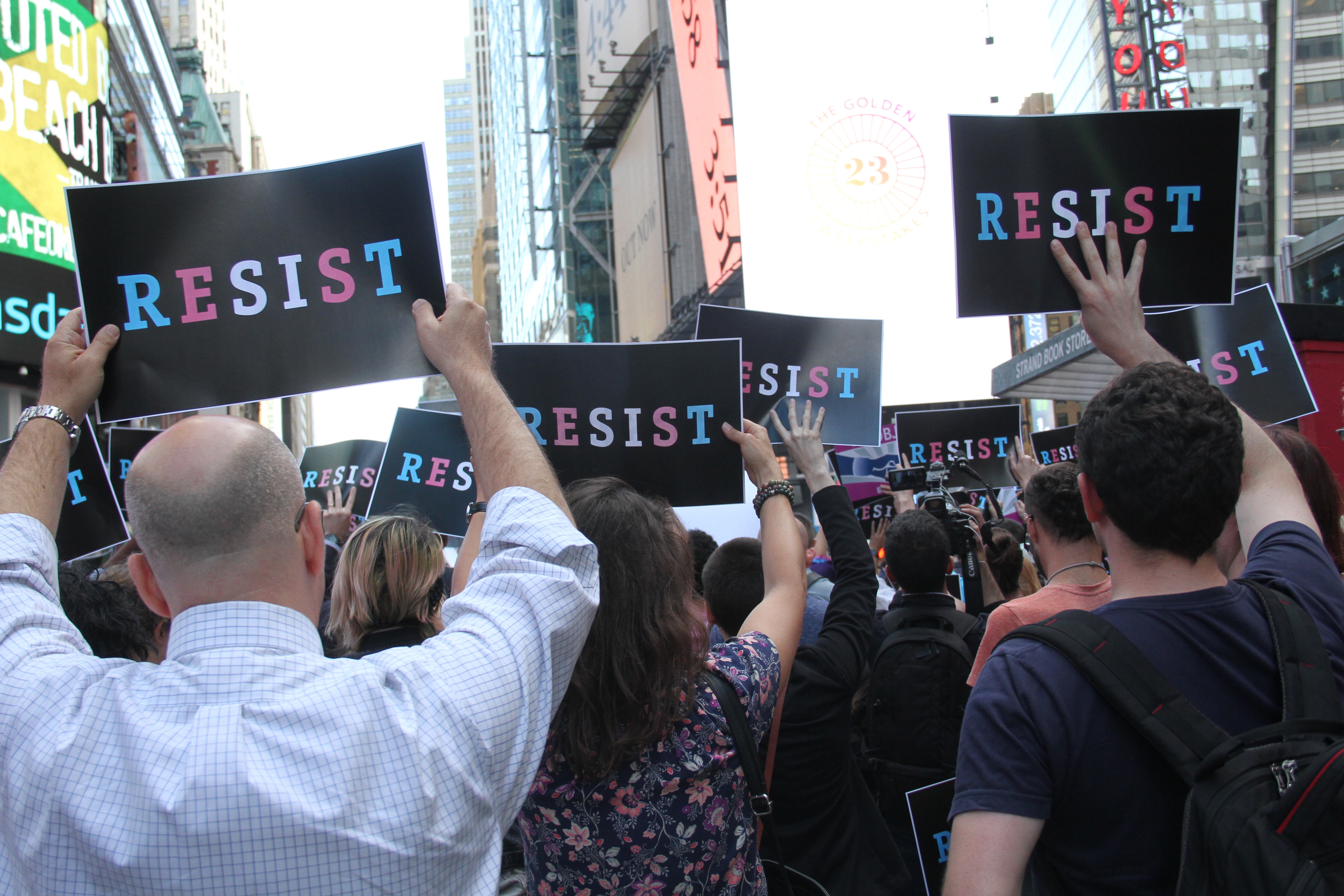 CREDIT: Rainmaker Photo/MediaPunch/IPX