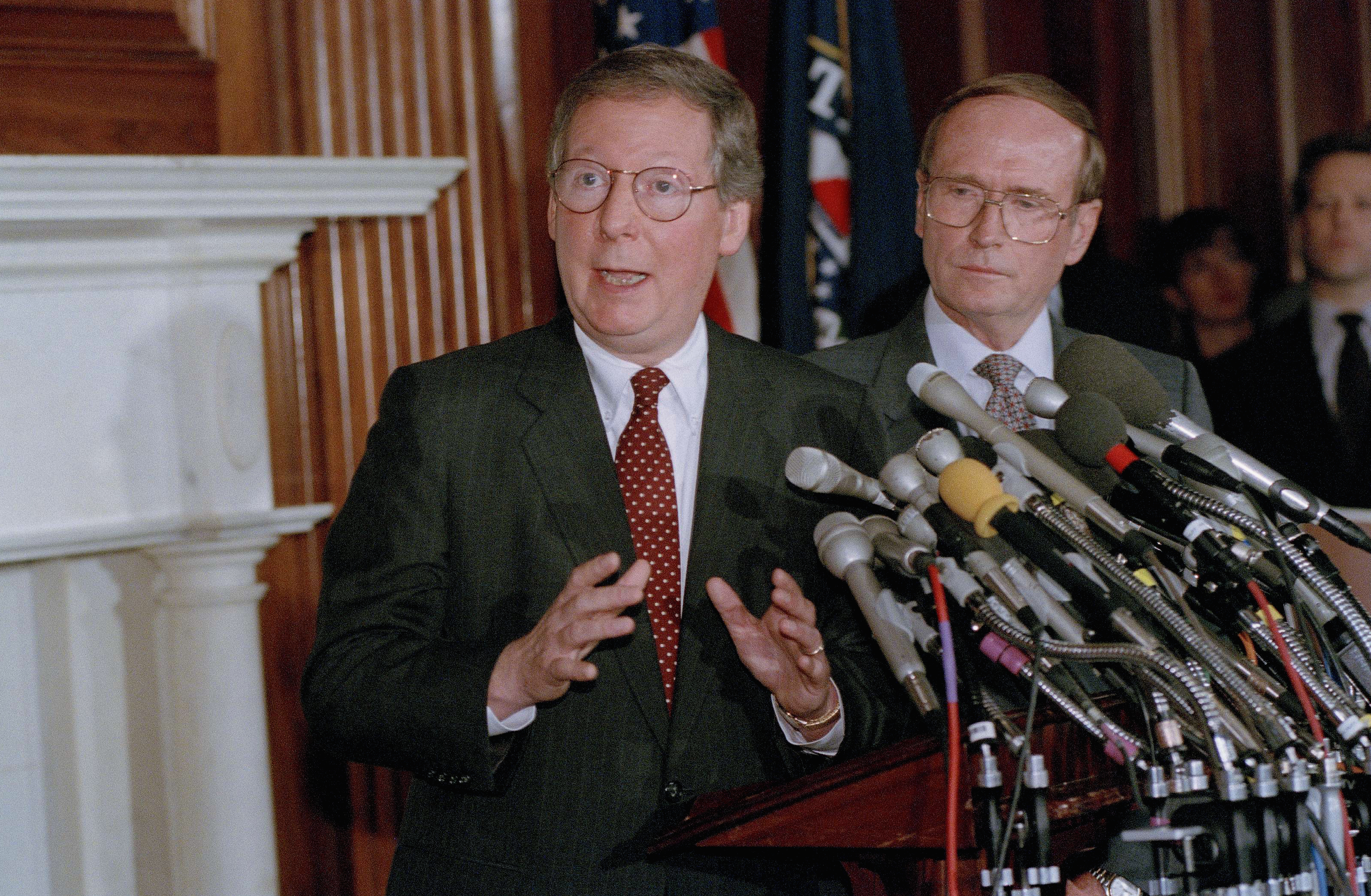 Then-Senate Ethics Committee Chairman Sen. Mitch McConnell (R-KY)