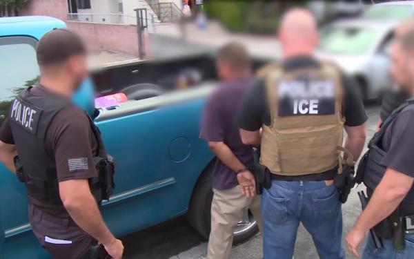 Fugitive Operations Targeted Enforcement Action - LA. (CREDIT: Ron Rogers/U.S. Immigration and Customs Enforcement)