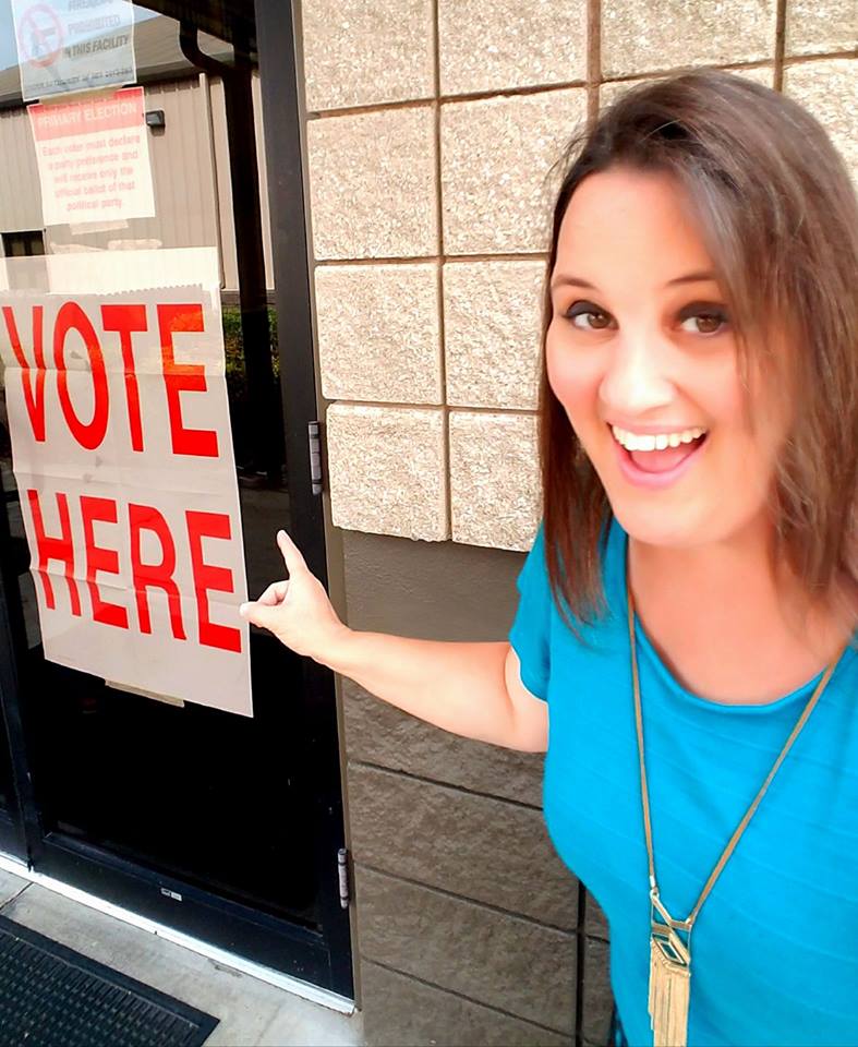 Kim Dowdle votes in the August primary. CREDIT: Kim Dowdle