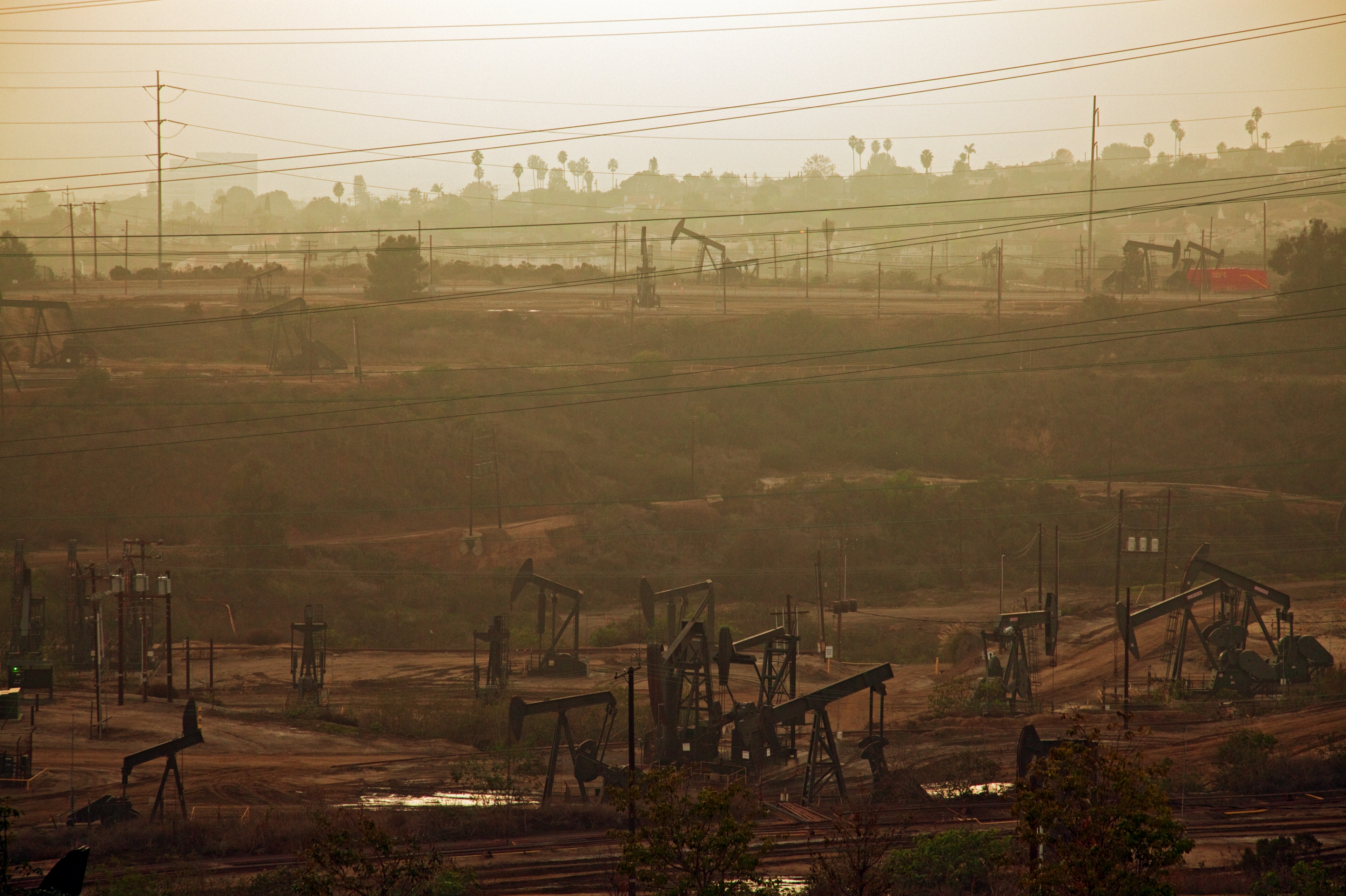 The largest urban oil field in the United States is surrounded by over 300 homes in the communities of Culver City, Baldwin Hills, Inglewood and Los Angeles. (CREDIT: Citizens of the Planet/Education Images/UIG via Getty Images)