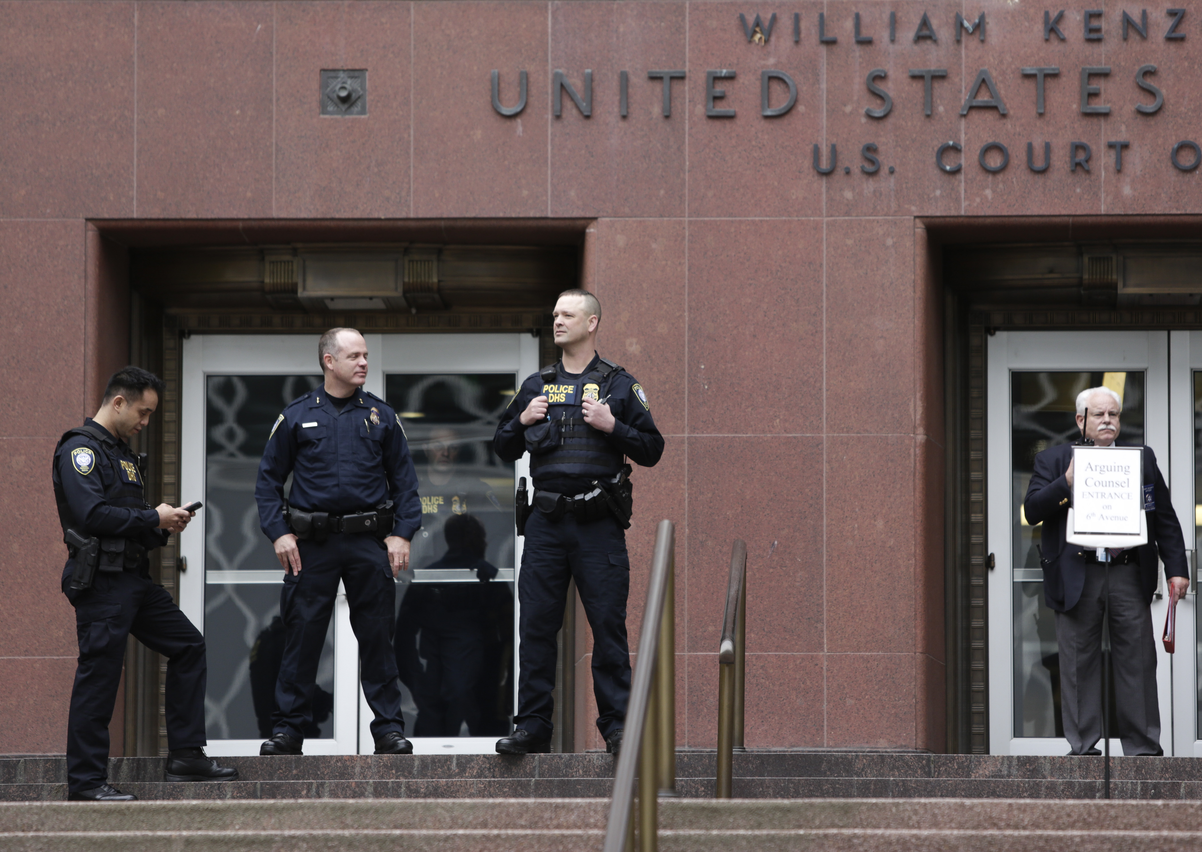 (CREDIT: JASON REDMOND/AFP/Getty Images)