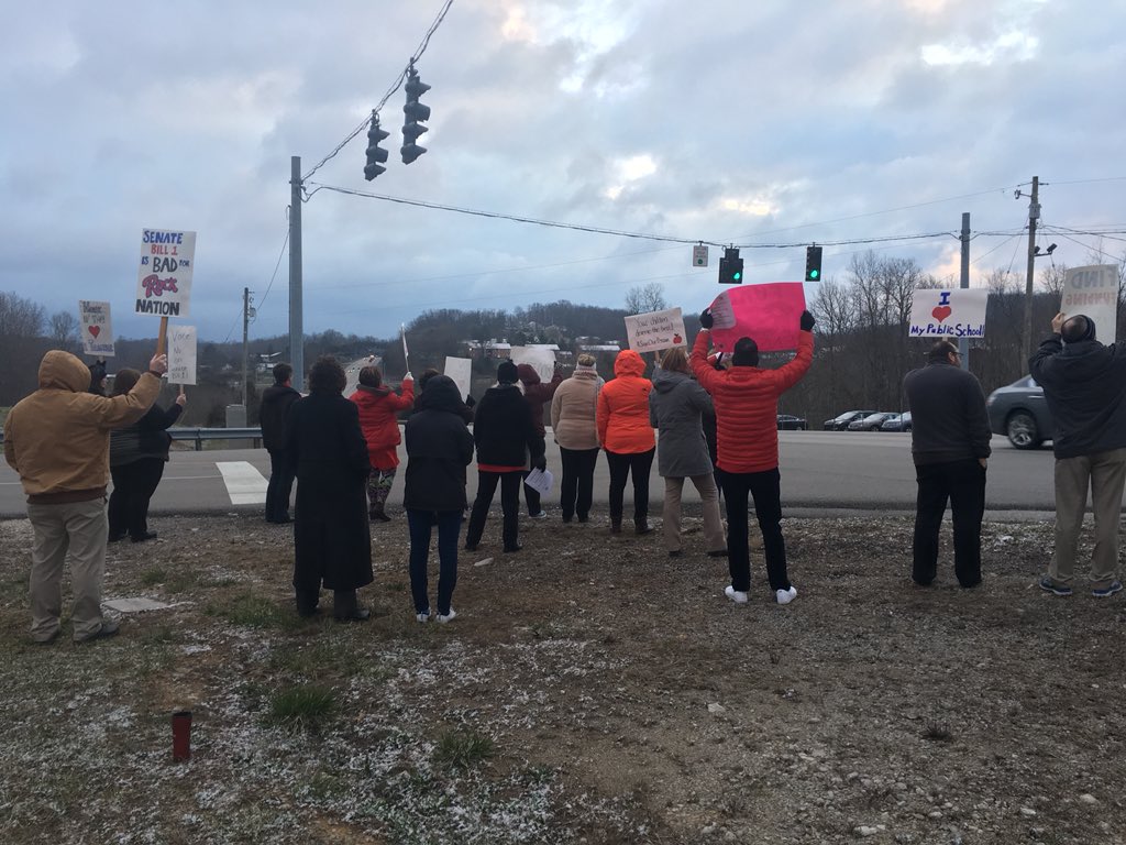 Rockcastle County High School teachers rally against SB 1 in Mt. Vernon, KY on March 8, 2018. (Credit: Debbie Coleman, Twitter, @hatfieldcoleman)
