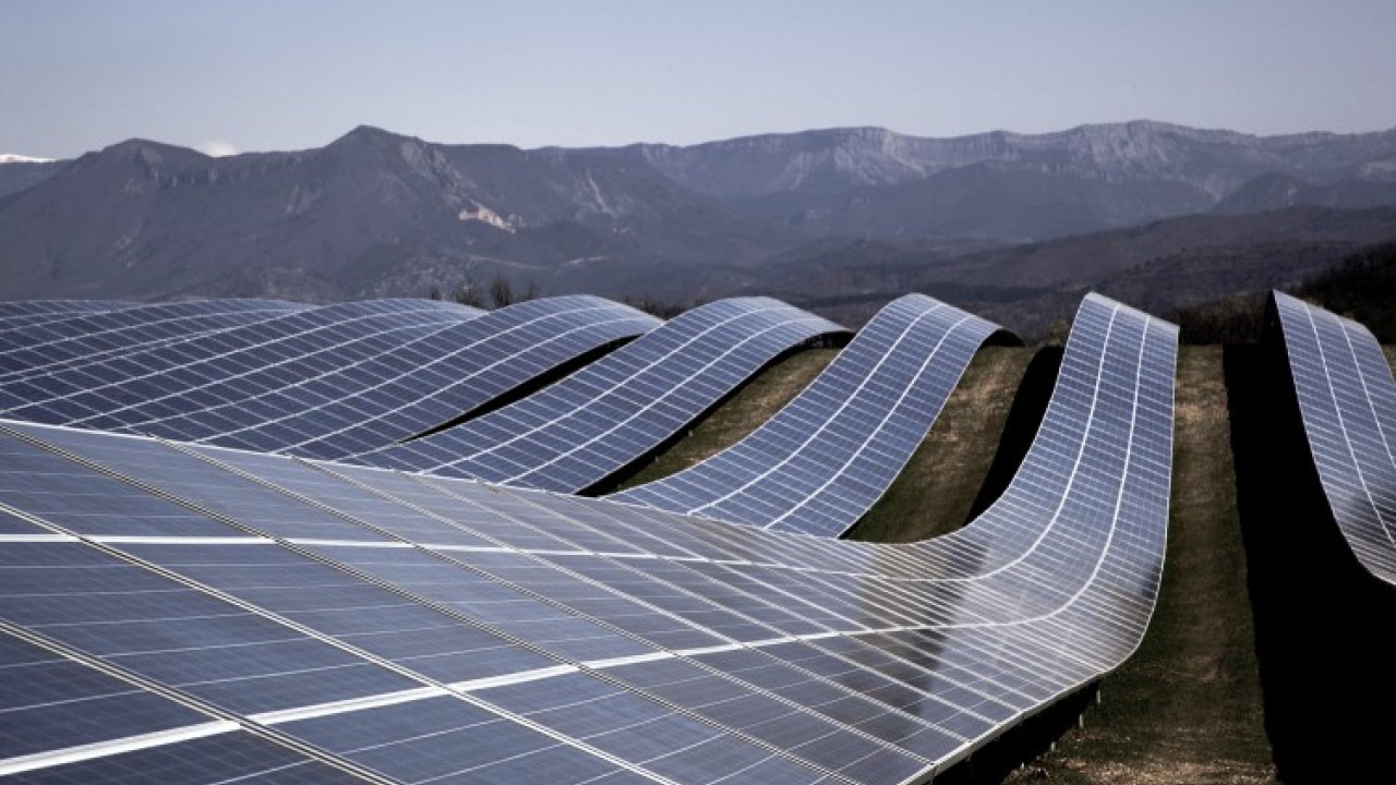 Solar power prices are dropping at record rates. CREDIT: Acera.