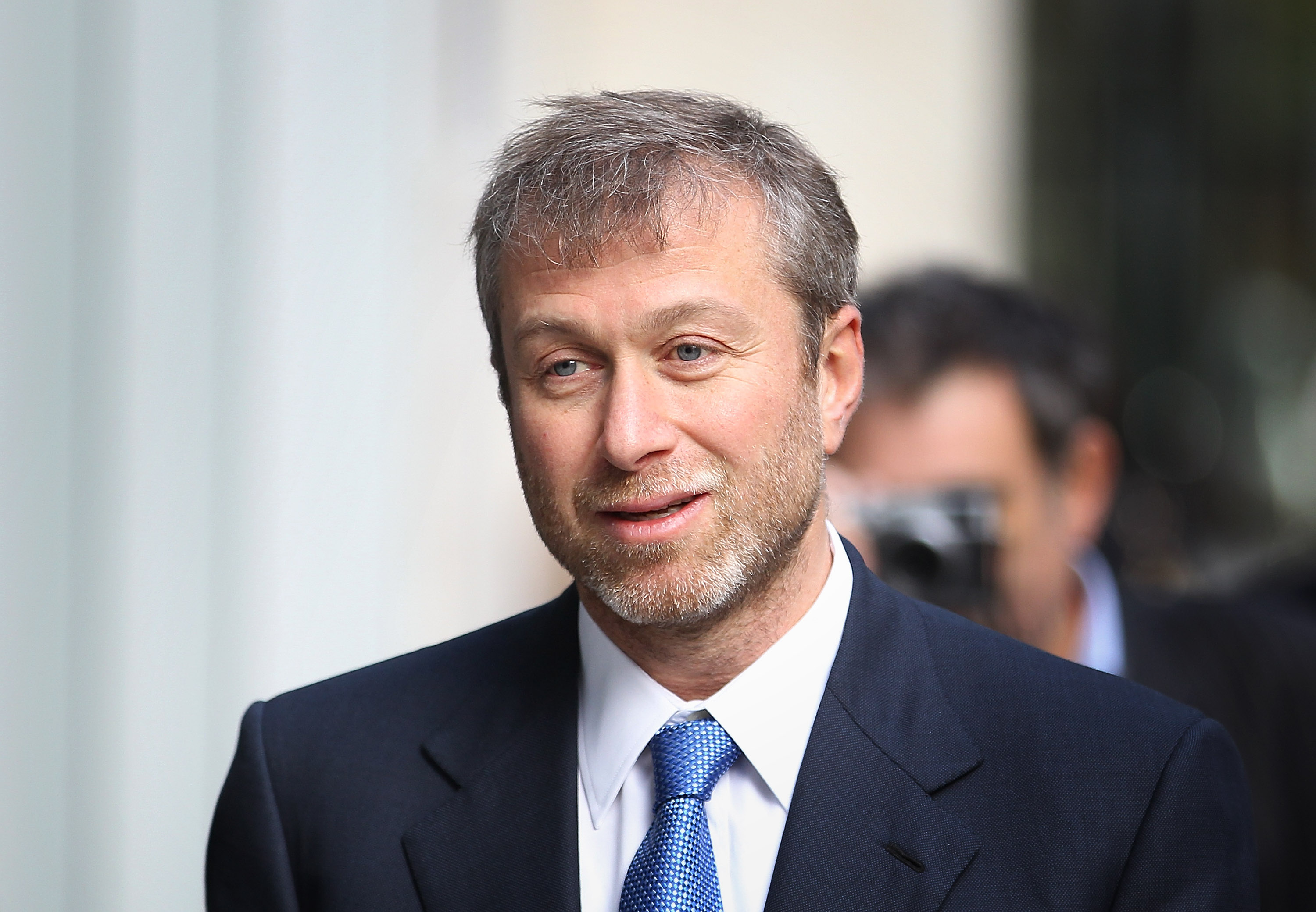 Russian oligarch Roman Abramovich has been left in limbo as U.K. officials consider whether to issue him a new visa. (CREDIT: Peter Macdiarmid/Getty Images)