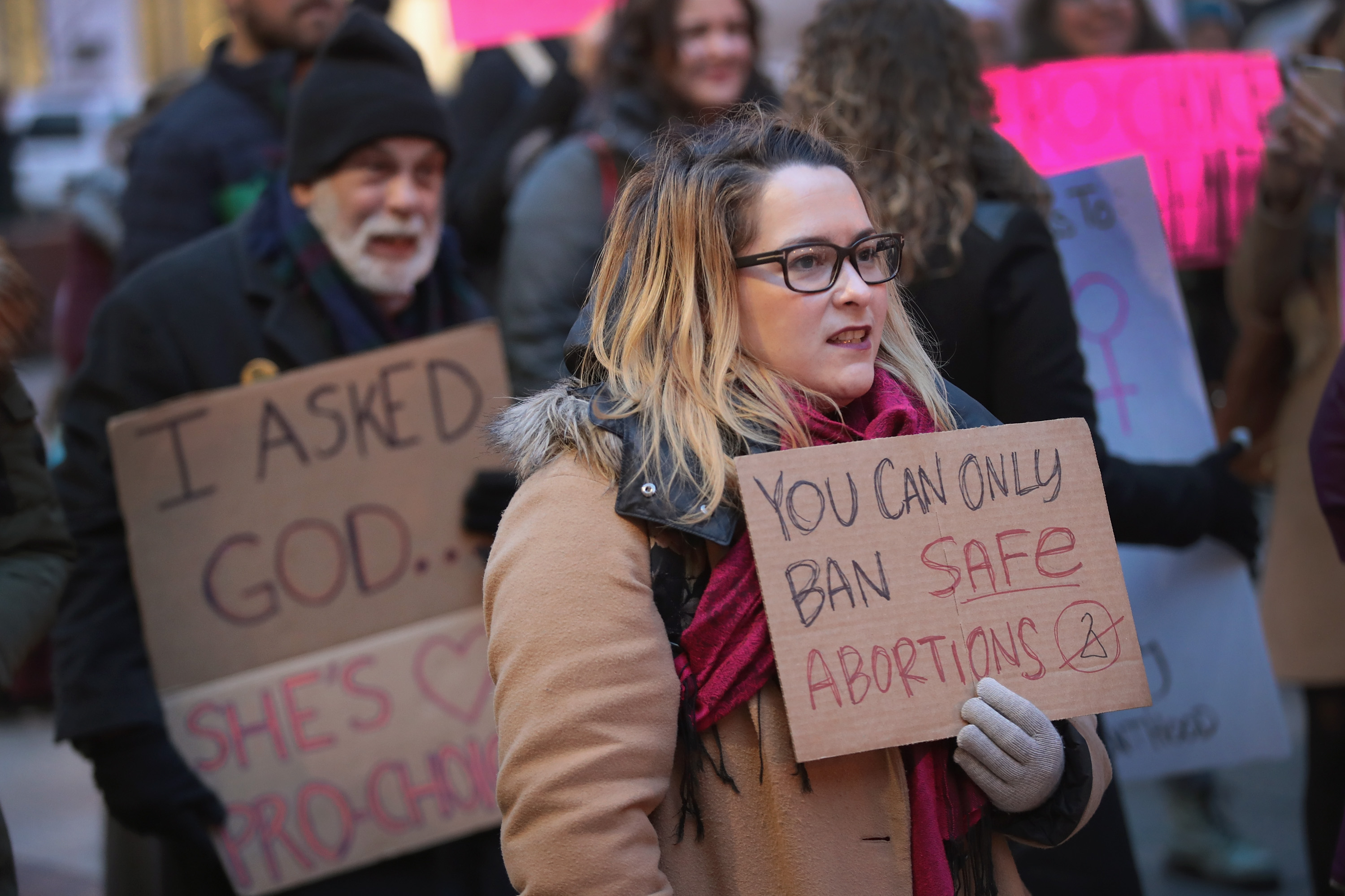 FEBRUARY 10: Demonstrators protest in front of the Thompson Center to voice their support for Planned Parenthood and reproductive rights on February 10, 2017 in Chicago, Illinois. (Photo by Scott Olson/Getty Images)