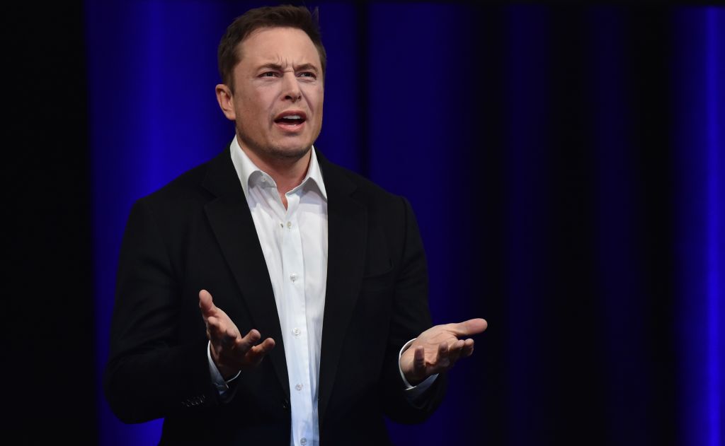 Billionaire entrepreneur and founder of SpaceX Elon Musk got into a Twitter war with the media this week, with Musk suggesting he might start a ratings website for journalists, similar to Yelp.
(CREDIT: PETER PARKS/AFP/Getty Images)