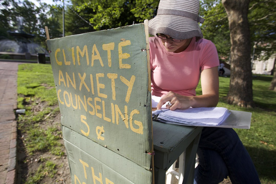 Kate Schapira holds climate anxiety counseling sessions. CREDIT: Lara Henderson