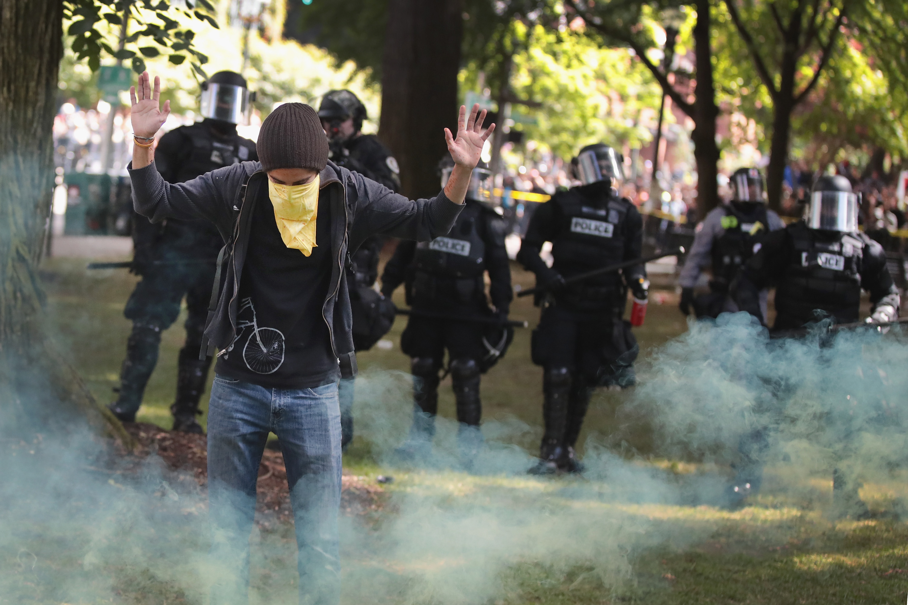 A far-right rally in Portland, Oregon this Saturday has the potential to turn extremely violent, as members of right-wing groups like the Proud Boys and Patriot Prayer face off with antifa counter-protesters. (Photo credit: Scott Olson/Getty Images)
