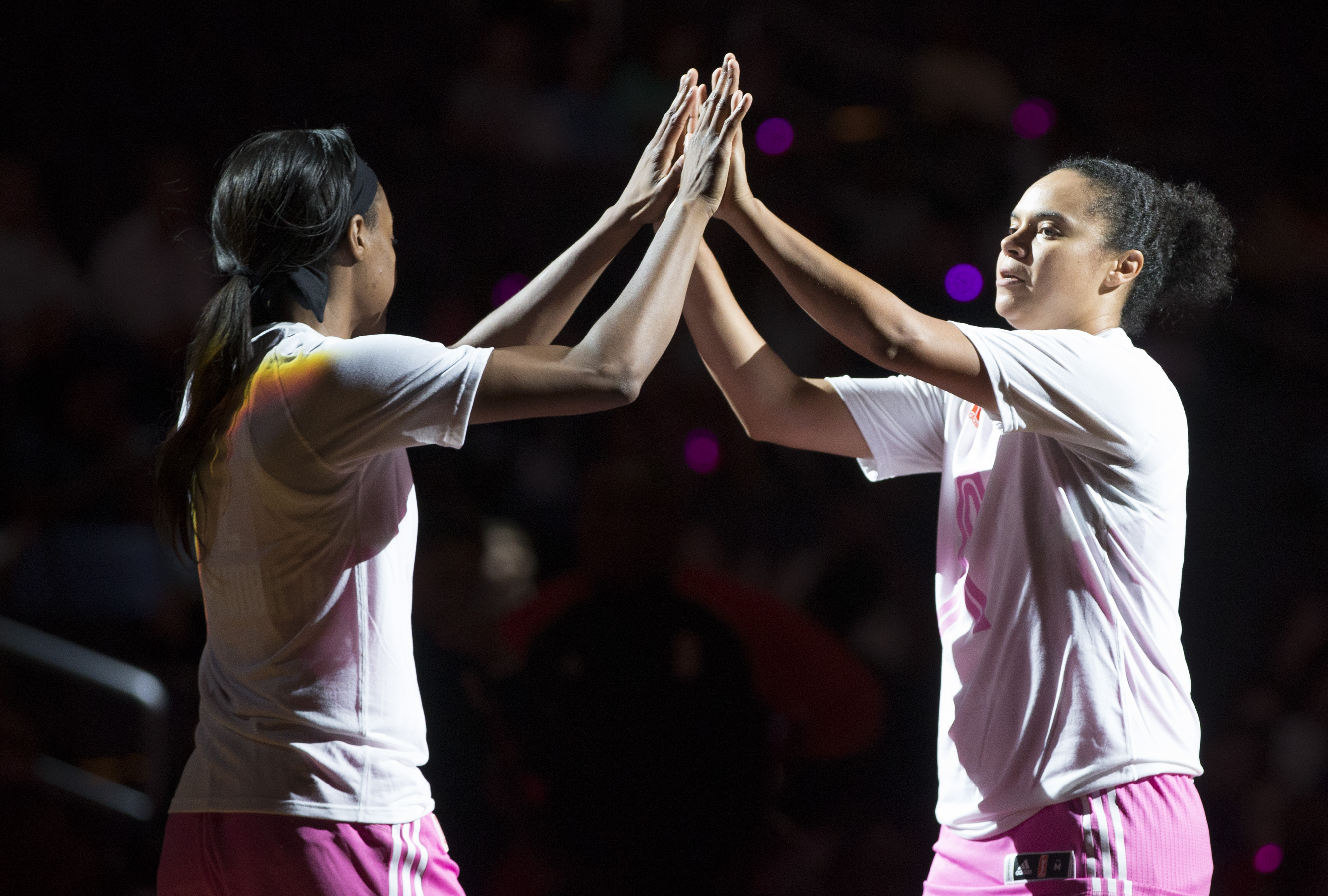 WASHINGTON, DC - AUGUST 18: Washington Mystics guard Shatori Walker-Kimbrough (32) and Washington Mystics guard Kristi Toliver (20) before a WNBA game on August 18, 2017, between the Washington Mystics and the Phoenix Mercury at Capital One Arena, in Washington DC, (Photo by Tony Quinn/Icon Sportswire via Getty Images)