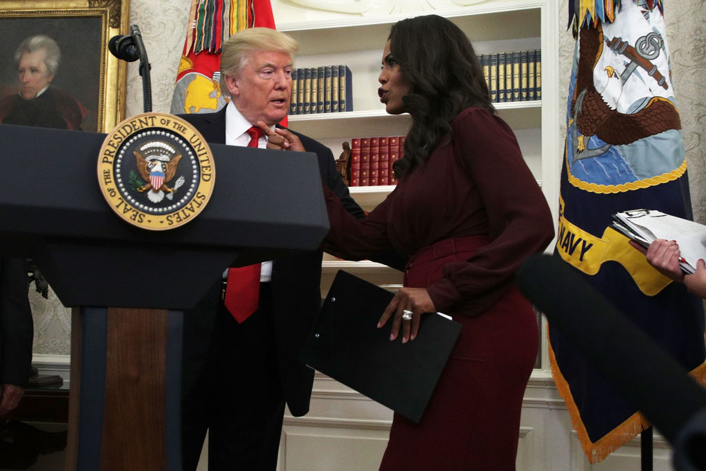 TRUMP AND OMAROSA IN THE WHITE HOUSE IN OCTOBER 2017. (PHOTO CREDIT: ALEX WONG/GETTY)