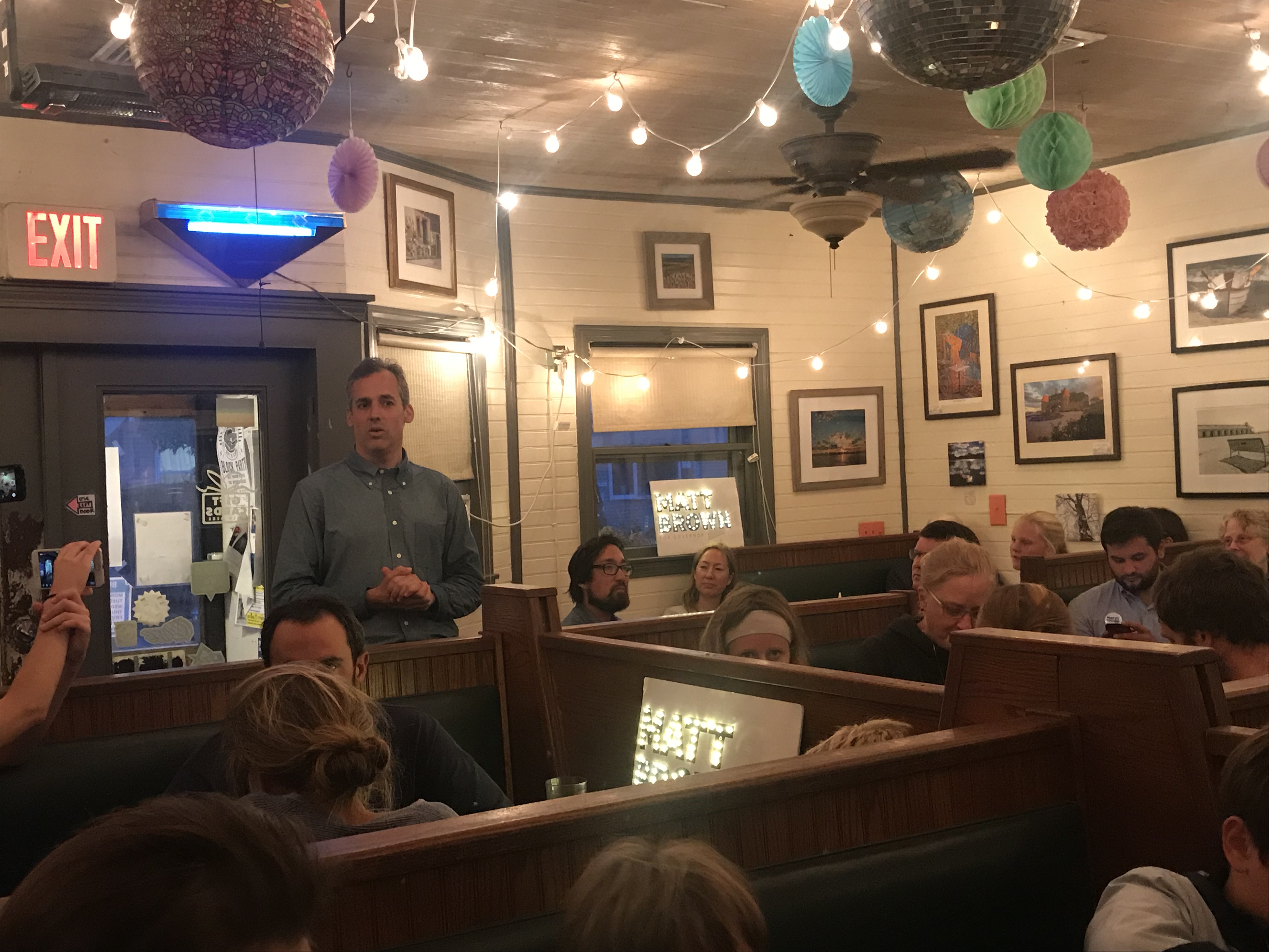 Matt Brown speaking before voters at Crazy Burger. (Credit: Amanda Michelle Gomez/ThinkProgress)