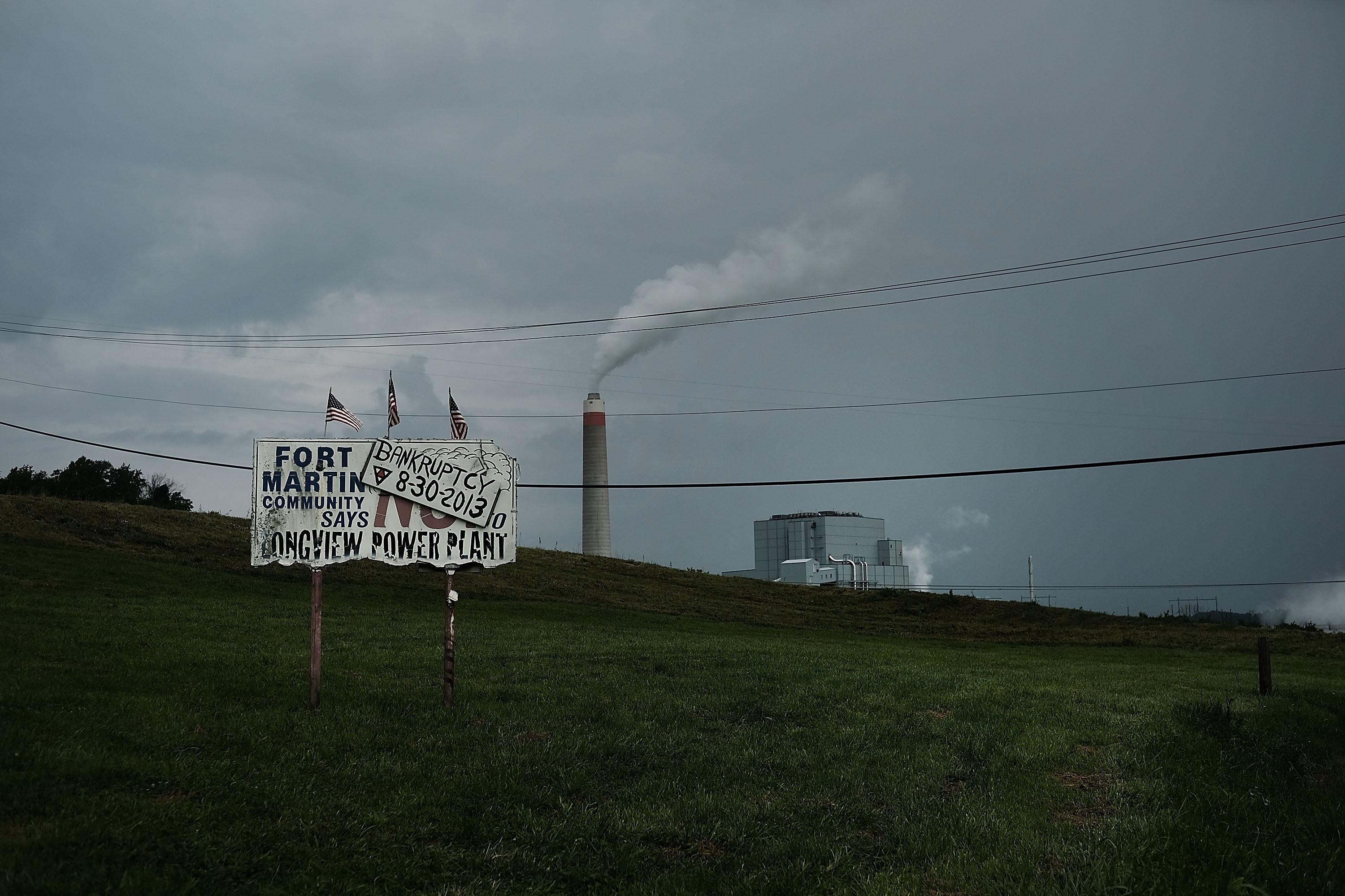 The Longview Power Plant, a coal-fired plant, stands on August 21, 2018 in Maidsville, West Virginia. CREDIT: Spencer Platt/Getty Images