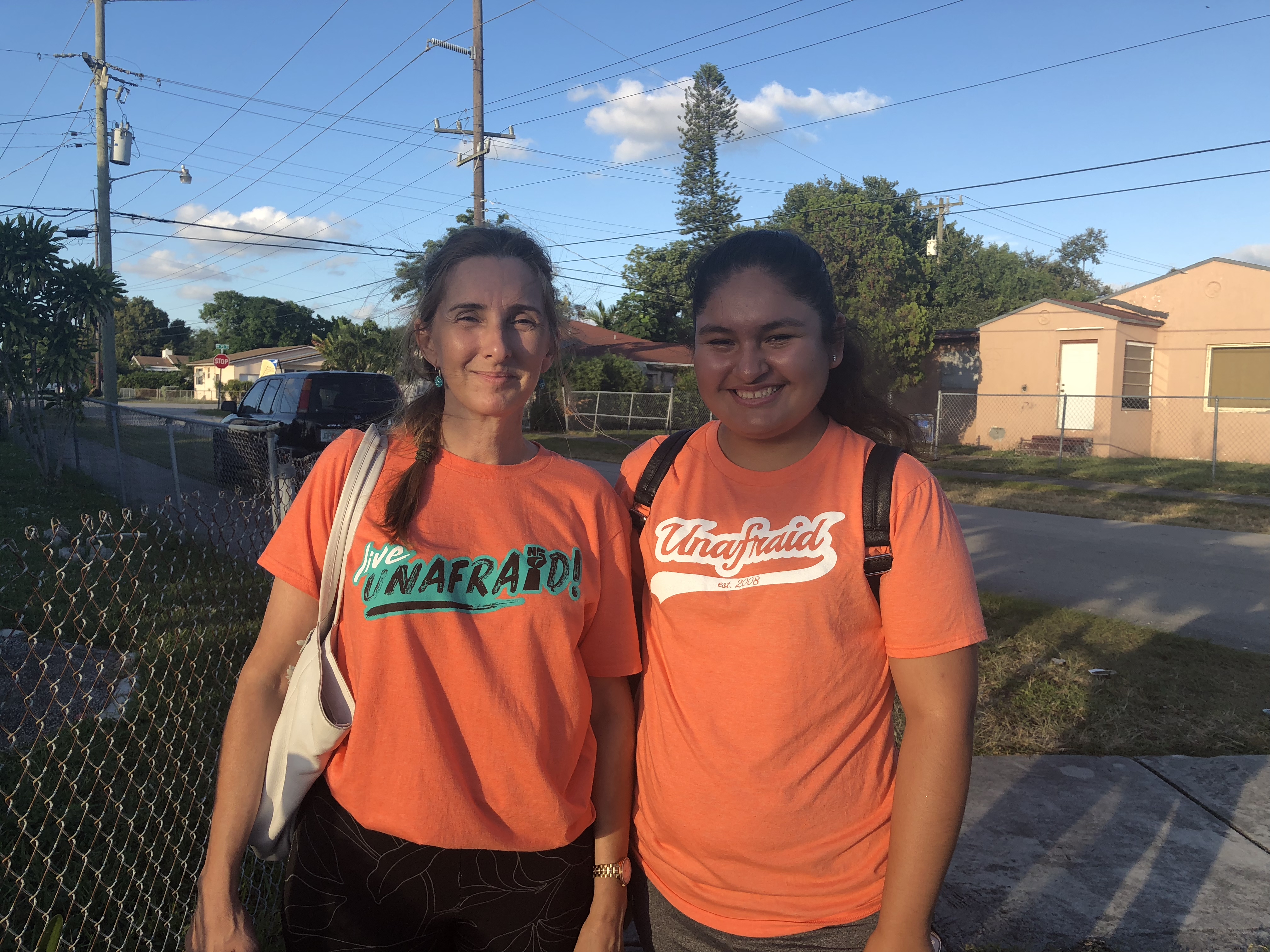 United We Dream canvassers gathering pledges from voters promising to vote yes on Amendment 4. (PHOTO CREDIT: REBEKAH ENTRALGO, THINKPROGRESS)